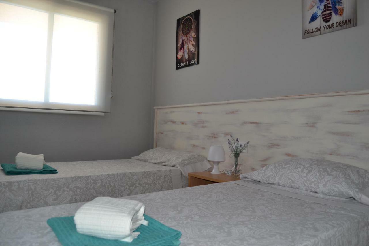Lovely Familiar Apartment With Pool In Cap 살루 외부 사진