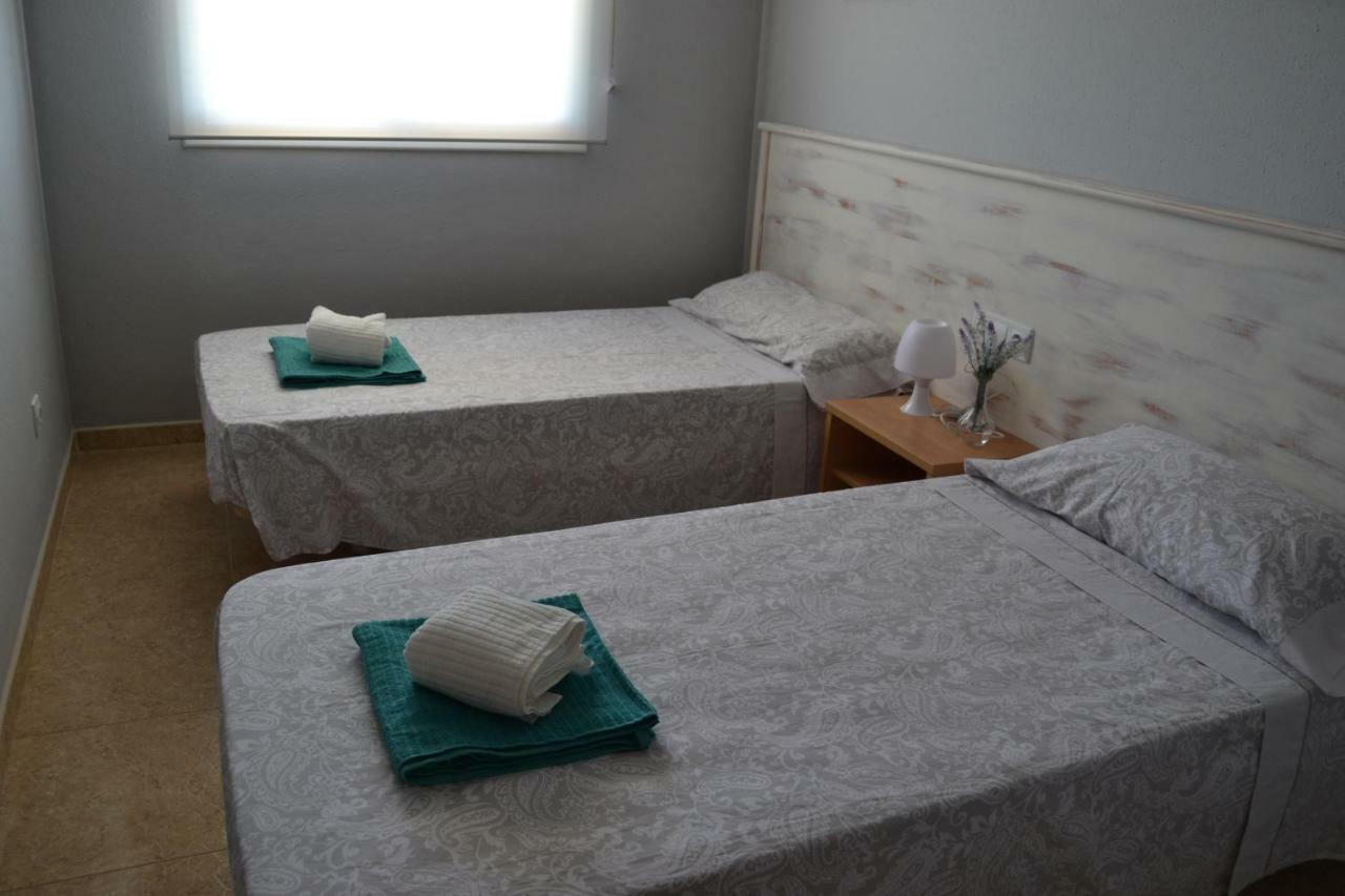 Lovely Familiar Apartment With Pool In Cap 살루 외부 사진